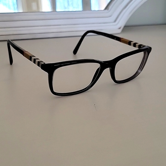 Burberry Accessories - Burberry Eyeglasses